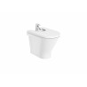 The GAP Round wall-mounted bidet with hidden fixings and cushioned lid ROCA